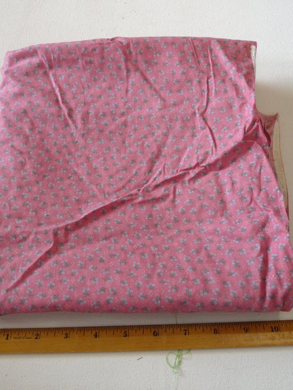 1 yd vintage cotton calico fabric pink floral